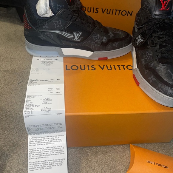 Louis Vuitton sneakers BRAND NEW - Picture 2 of 6